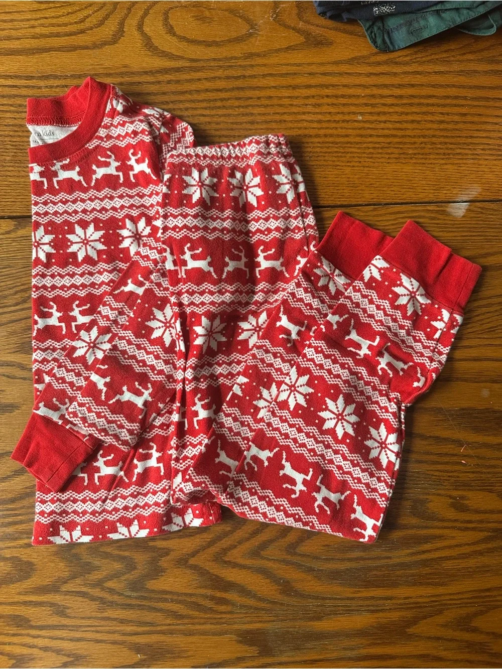 Pottery Barn Kids + Carter Pajamas :: Size 6  *bundle*